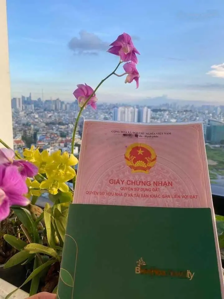Căn góc view sông đường 18m Biên Hòa New City DT 137,5m2 giá chỉ 20 triệu/m2 bao thuế phí có sổ sẵn
