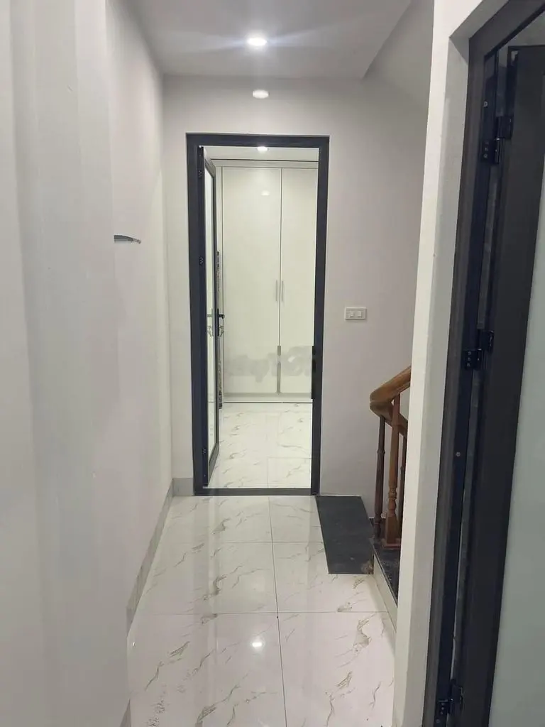 Nhà xây mới 4 tầng-4Pn-về ở ngay, 10m ra đường oto Phú Lương
