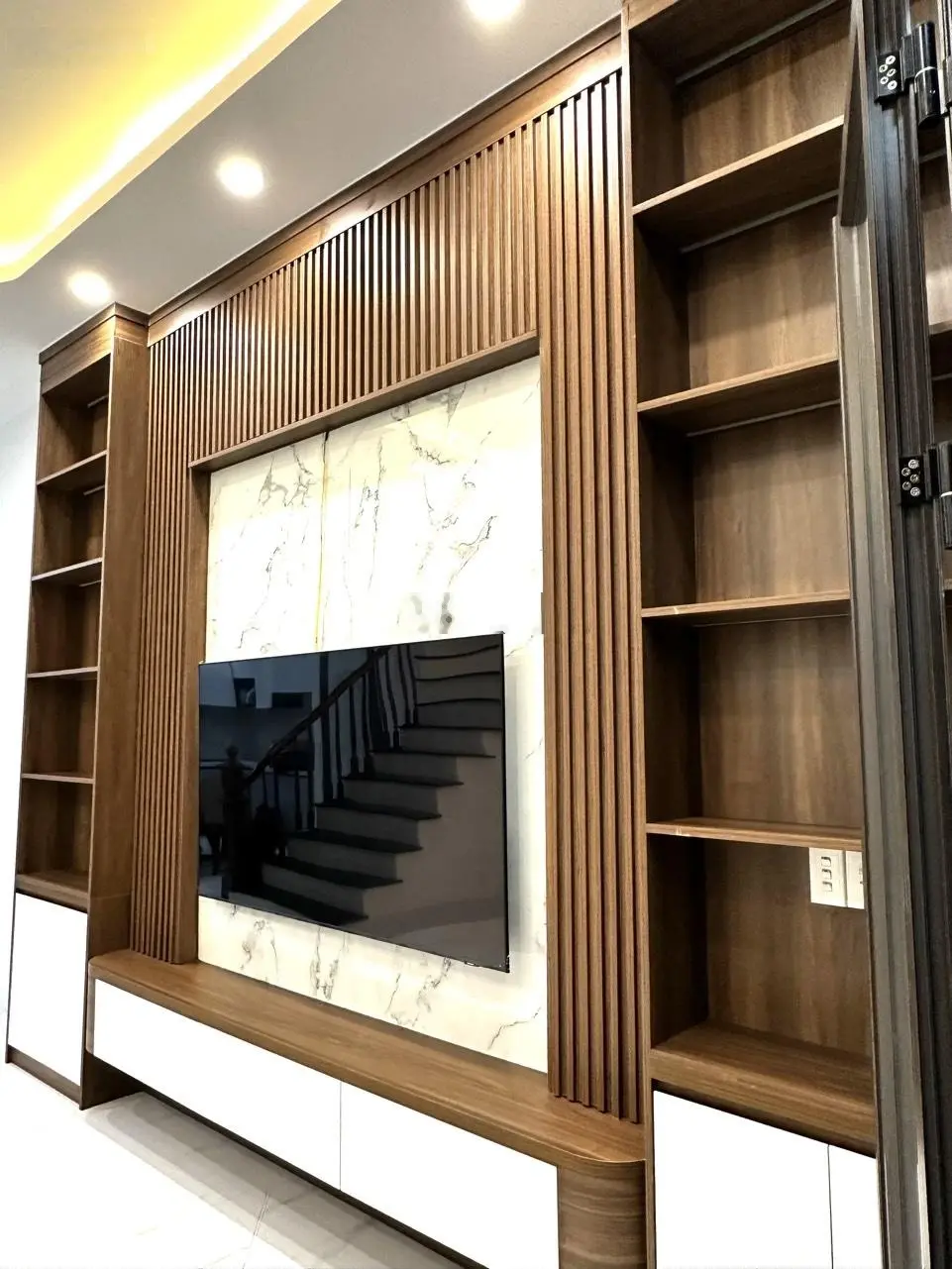 Nhà xây mới quỳnh đô/ vĩnh quỳnh . kinh doanh 48m2 x4 tầng mới 4,x tỷ