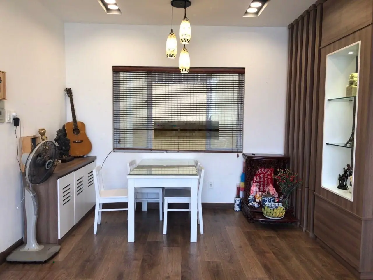 Bán gấp CHCC 5 tầng mặt tiền đường 7, tầng 2 86m2, 2PN, căn góc view Đông mát LH 0965 646 ***