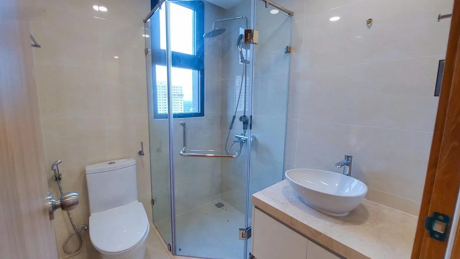 Cần ra gấp căn hộ ngay Phú Mỹ Hưng, view sông siêu đẹp giá chỉ từ 2.1Tỷ. Không ảo giá, liên hệ ngay