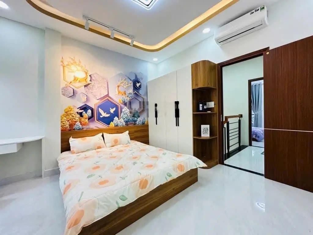 Chuyển chỗ làm bán gấp nhà Đặng Văn Ngữ Phú Nhuận, 3tỷ5/44m2. Gần trường học, chợ. 0902 323 ***Tâm