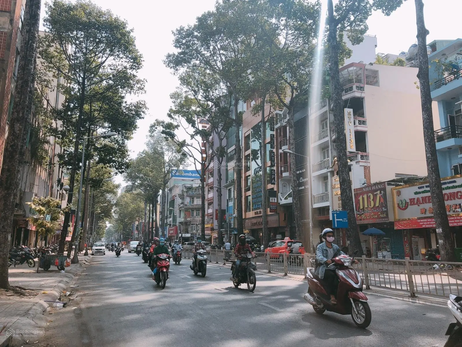Bán căn góc 2 MT Trần Tuấn Khải, P. 5 - Trần Hưng Đạo (DT: 5x13m, 3 tầng) quận 5 - giá 23 tỷ