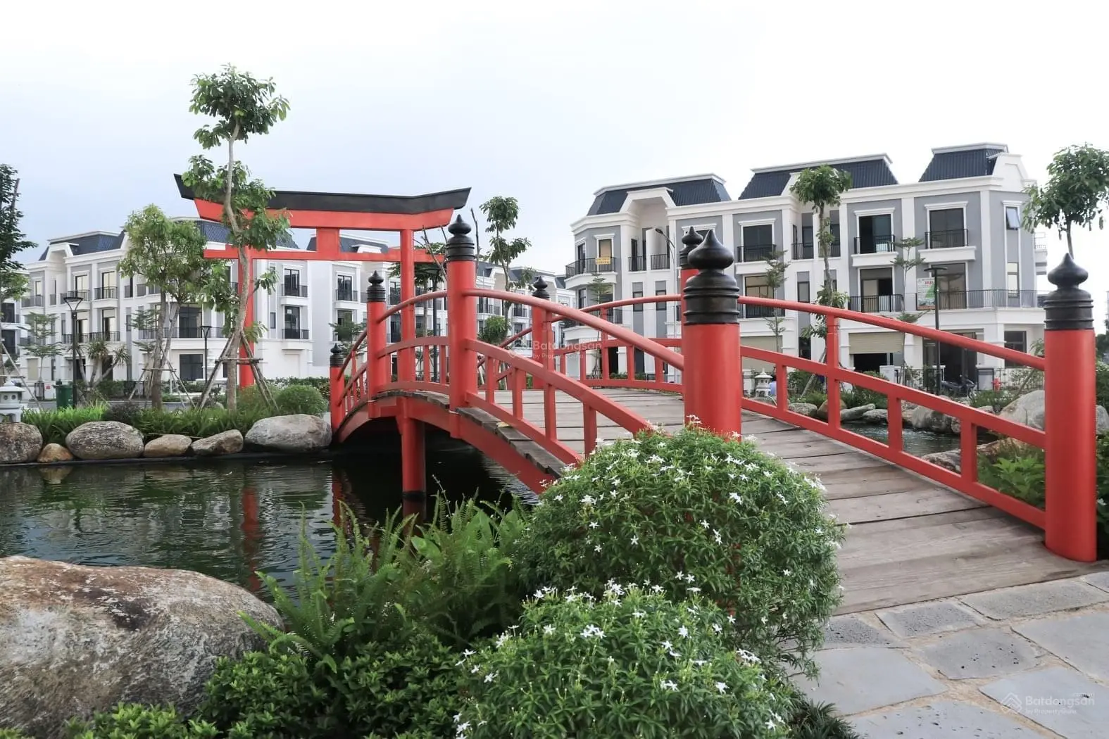 Bán Gấp Căn Nhà View Sông, Hồ Cá Koi, Vị Trí Đẹp Nhất Dự Án Solar