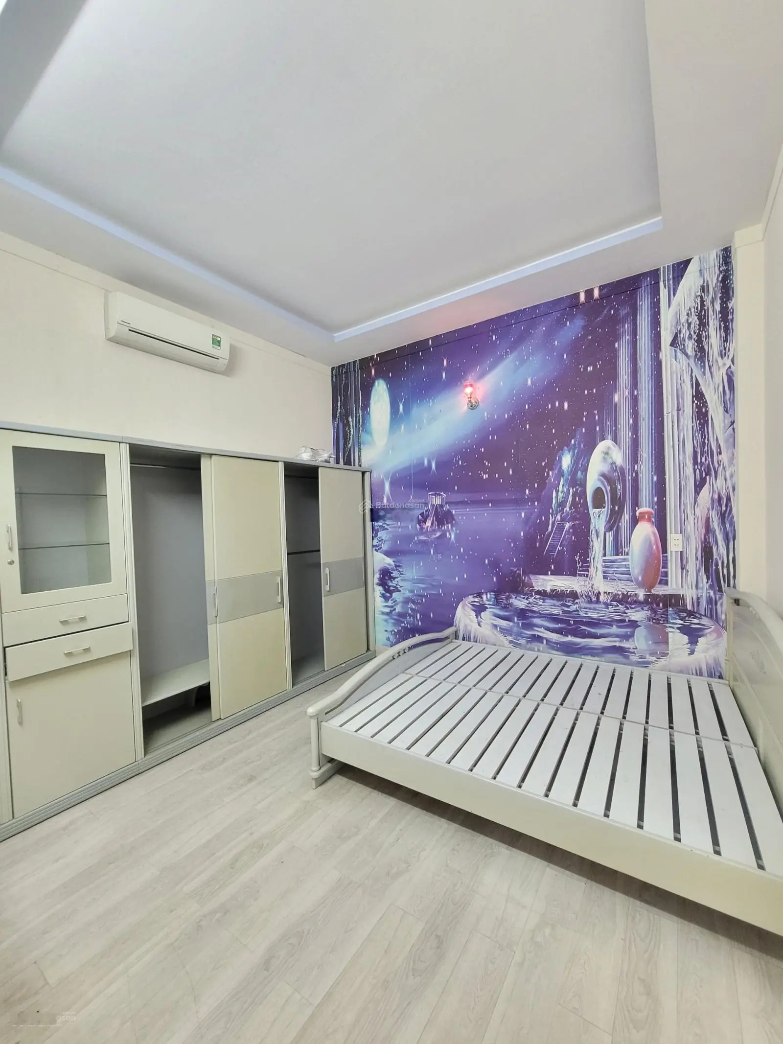 3 tỷ 750 Bán nhà 1 trệt 1 lầu 2 mặt tiền trước sau đường Hai Bà Trưng 100m P.Tân Đông Hiệp TP.Dĩ An
