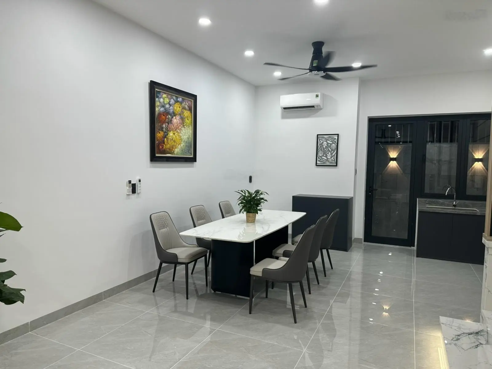 Bán nhà full nội thất cao cấp KĐT Hà Quang 2, gần đường Vành Đai - Giá chỉ 7,8tỷ