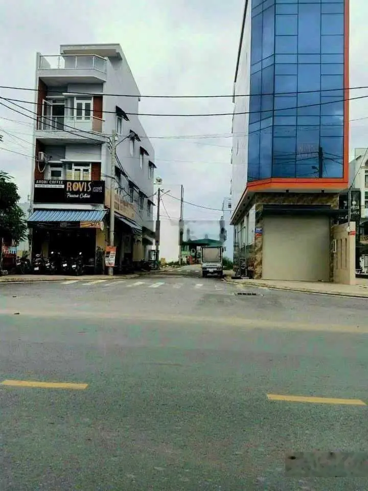 Bán lô đất 1000m2 mặt tiền Quang Trung, phường Hiệp Phú, giá 70 tỷ