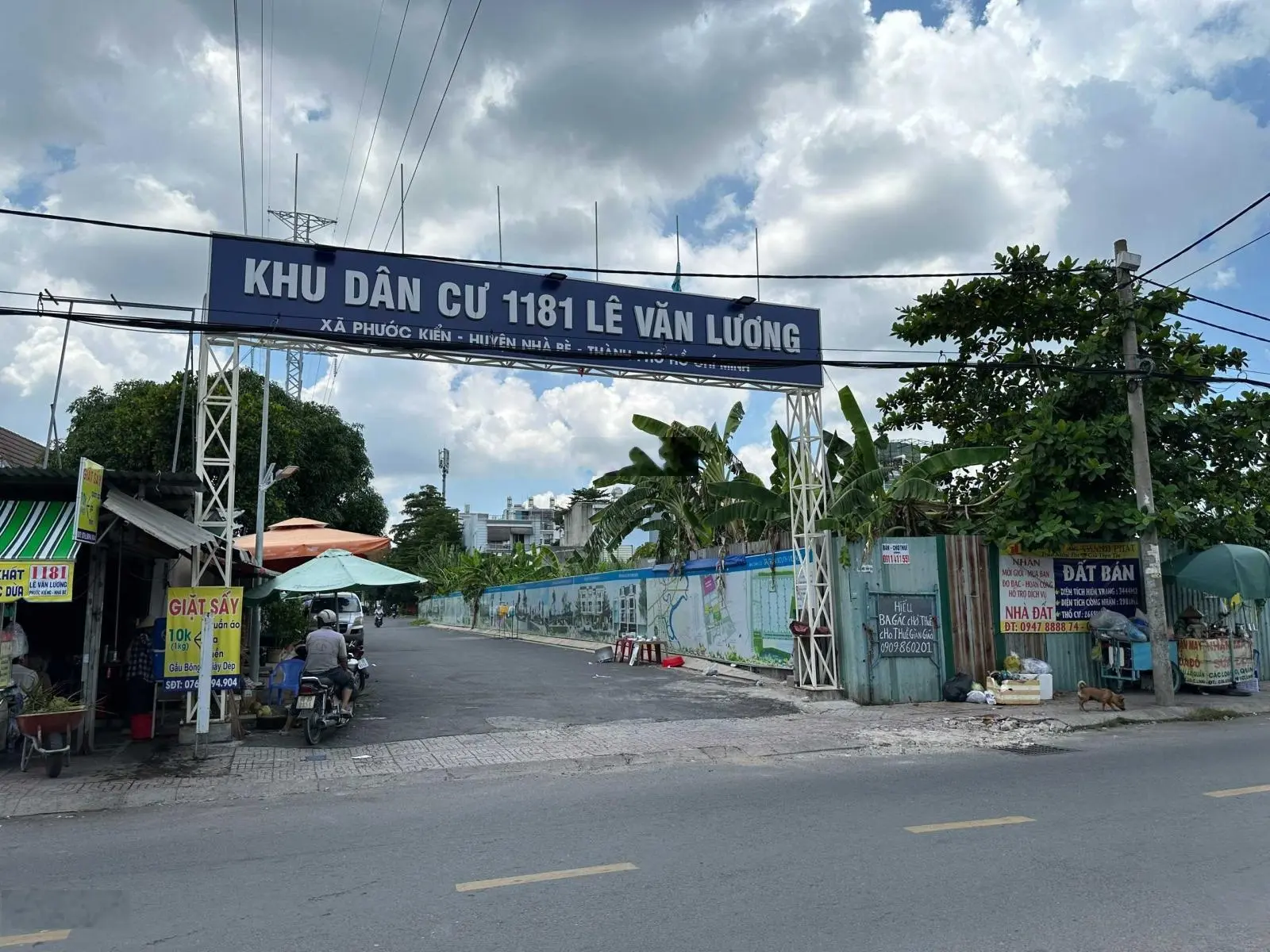Nhà mới chưa sử dụng ở KDC Hàng Dương, Lê văn Lương 5x16m, 3 lầu, giá rẻ 8.4 tỷ tặng NTCC