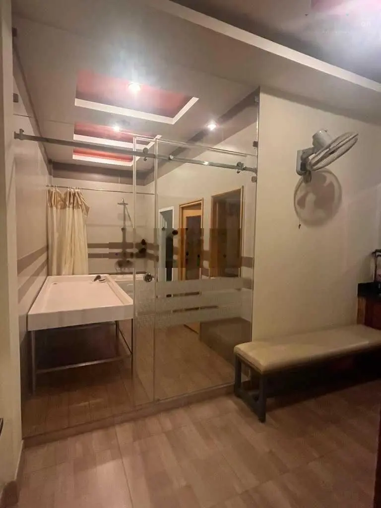 Mặt tiền kinh doanh Tạ Quang Bửu-78/80m2-5 tầng - 8PN - ngang 4 - ở hậu - chỉ 18.6 tỷ-hoàn công đủ