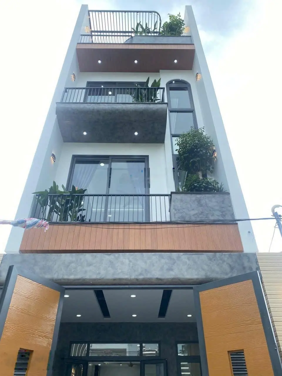 Bán nhà đẹp 4 tầng hẻm oto Phường Linh Đông Tp Thủ Đức