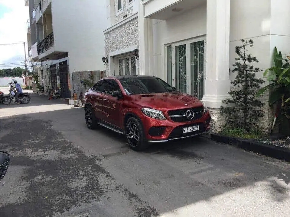 Bán nhà biệt thự VIP Bờ Bao Tân Thắng, đối diện Aeon Mall Tân Phú, DT 12mx16m, 3 lầu mới đẹp, NTCC