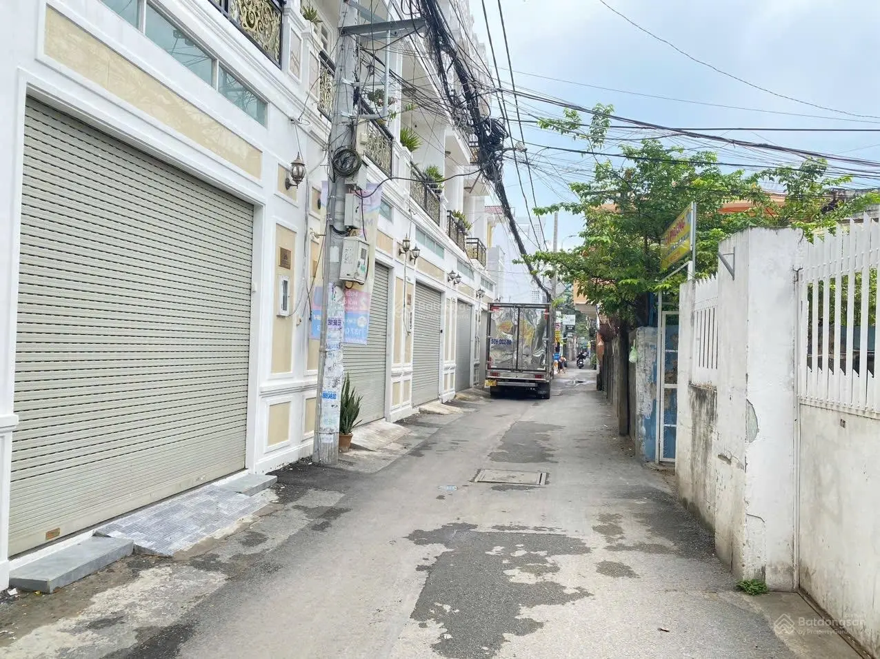 Đất mặt tiền ngay Chợ Bình Triệu, Đối diện ĐH Luật, Fatima - Nở hậu cực đẹp, đường xe tải thông.