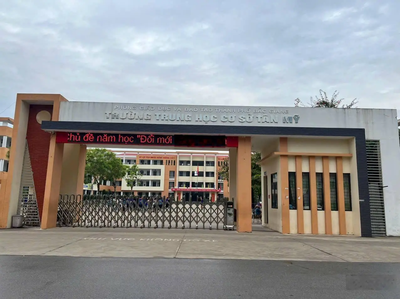 Bán đất tại xã Tân Mỹ, Bắc Giang - 1,85 tỷ VND - 90m2 - hàng hot
