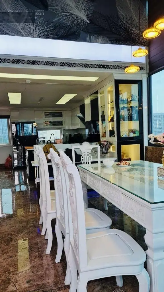 (Mặt tiền 9.9m) mặt phố Phan Văn Trường, Cầu Giấy, 99m2 10 tầng giá 68 tỷ