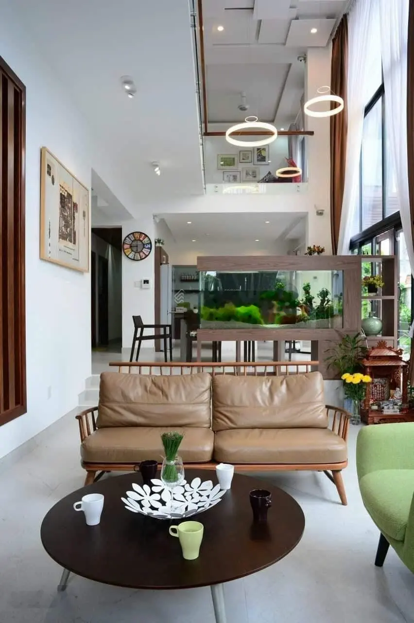 Bán biệt thự KDC Him Lam Quận 7. Cạnh LOTTER MART. DT 200m2 - 10m x 20m. 5 TẦNG.Nhỉnh 55 tỷ ,HIẾM