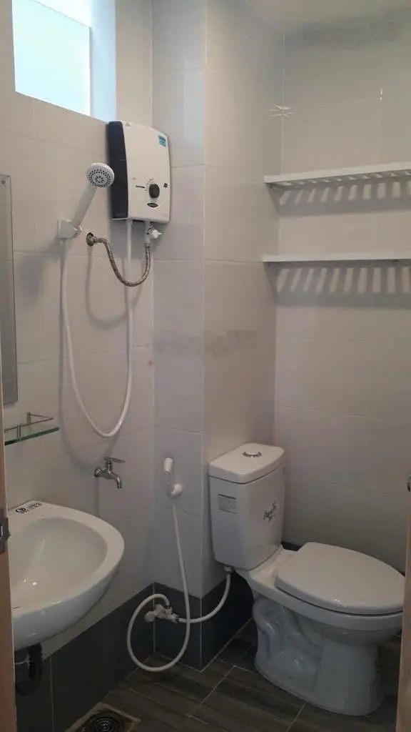 Bán gấp NR 55m2, 7PN, 8WC, Trần Văn Khánh, Tân Thuận Đông, Q7, HCM, giá siêu hời 6,3 tỷ