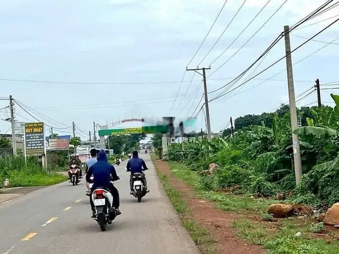 Cần bán lô đất thổ cư, Mặt Tiền đường Nguyễn Hoàng, xã Thanh Bình