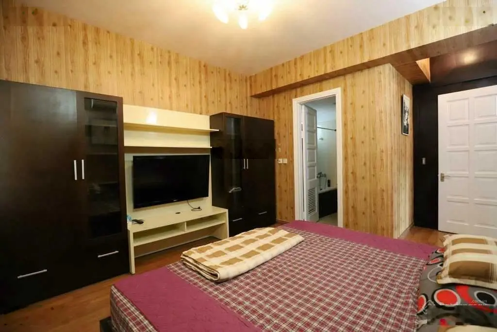 Bán căn hộ chung cư cao cấp Ciputra 142m2 - 4PN - nội thất hiện đại, lô góc, ban công quanh nhà