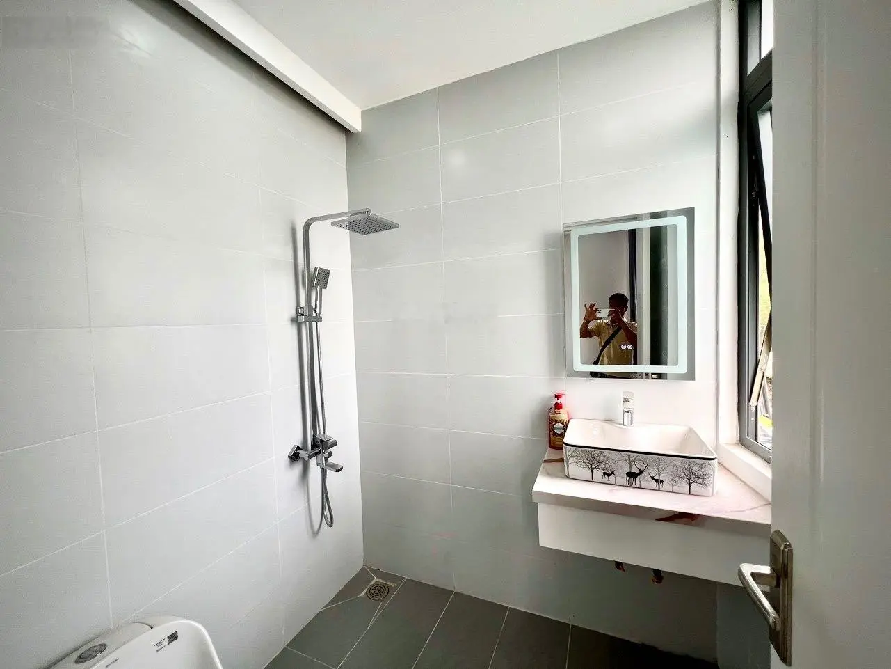 Bán nhà phố sân vườn 116,9m2 hoàn công 4 tầng full nội thất