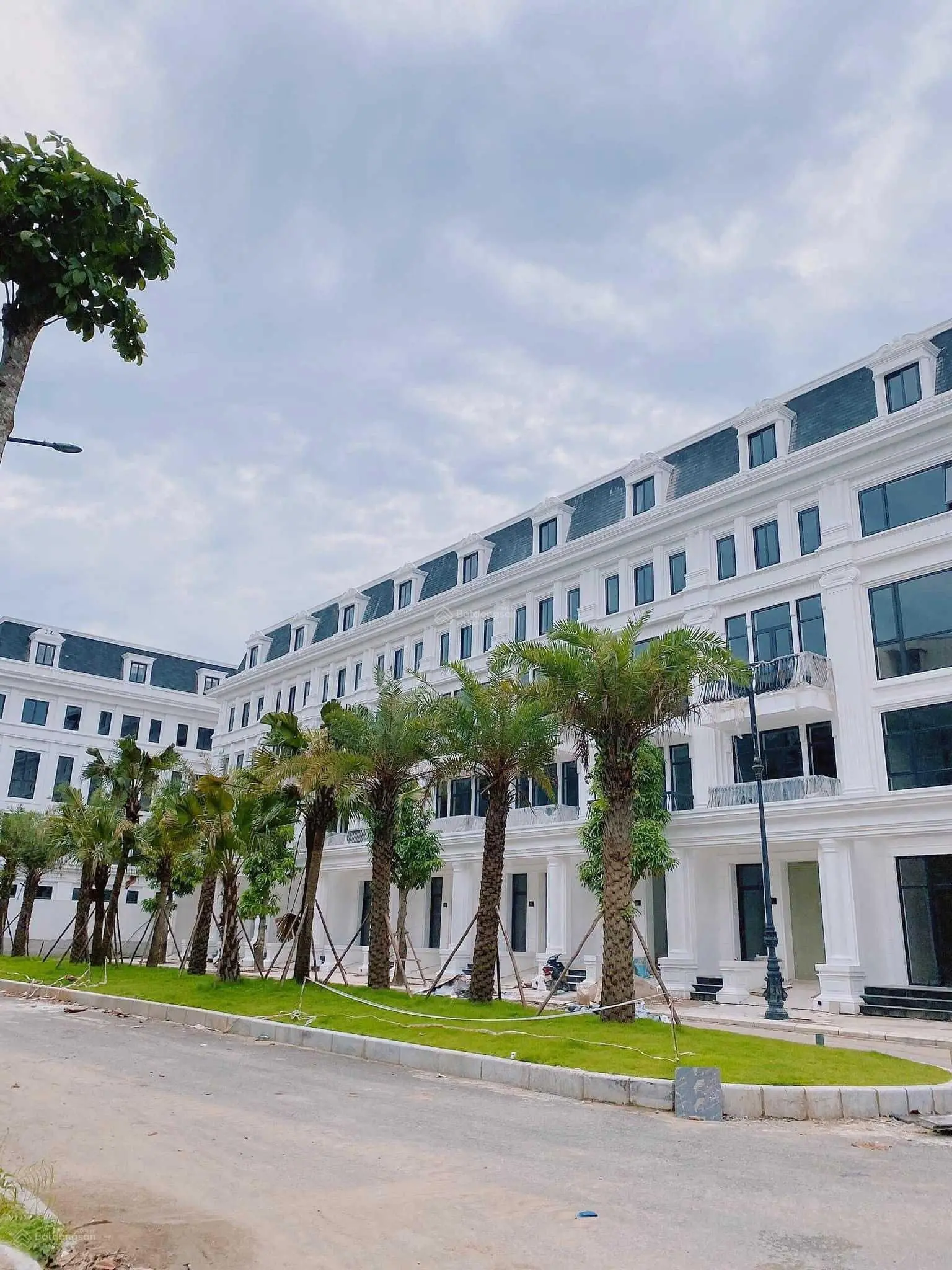 Bán căn góc vườn hoa vị trí đẹp nhất Louis City Hoàng Mai 0969 534 ***