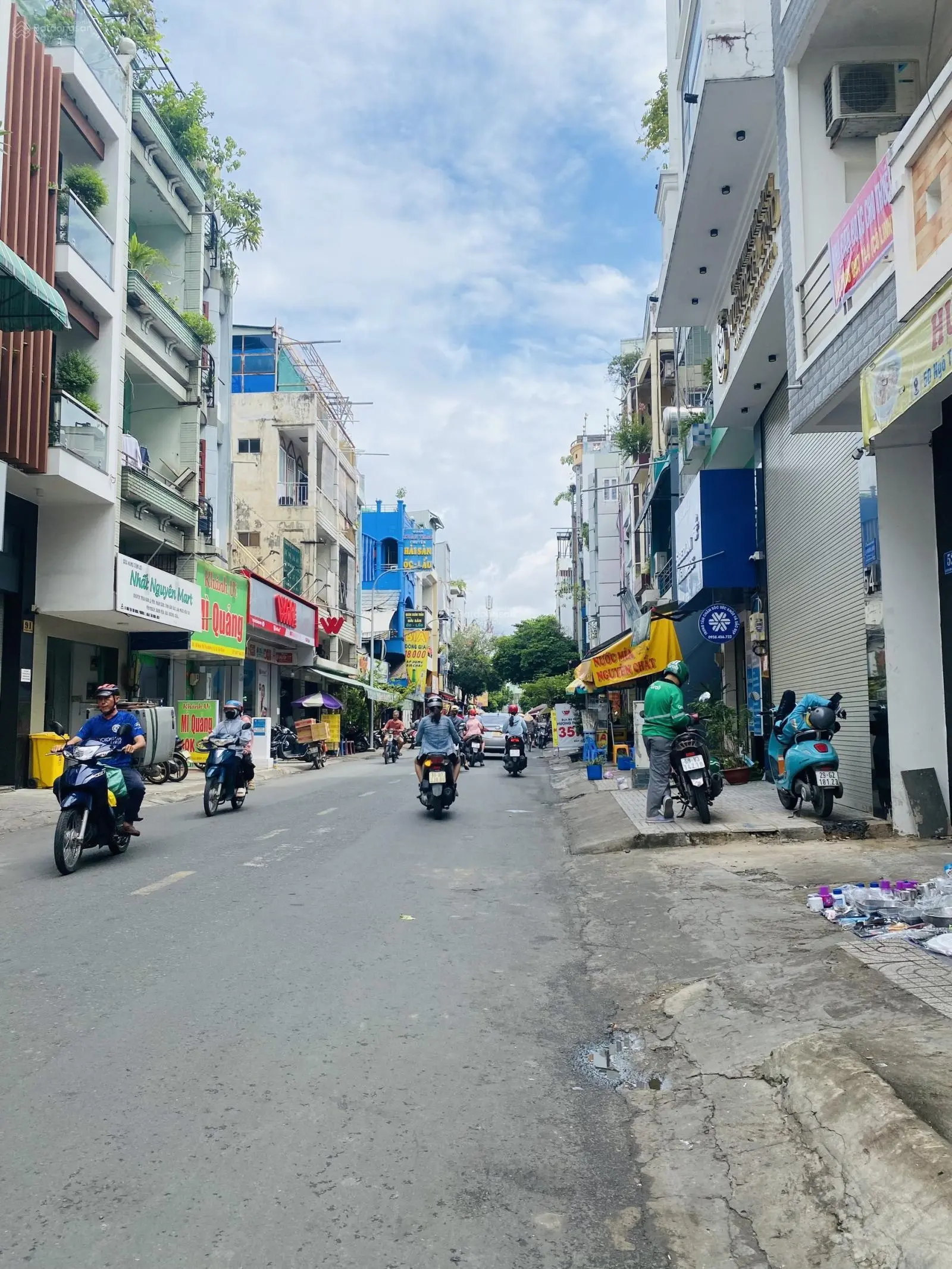 6,5 x 30m, bán nhà 2 tầng MT Trương Quốc Dung - Phú Nhuận (39 tỷ)
