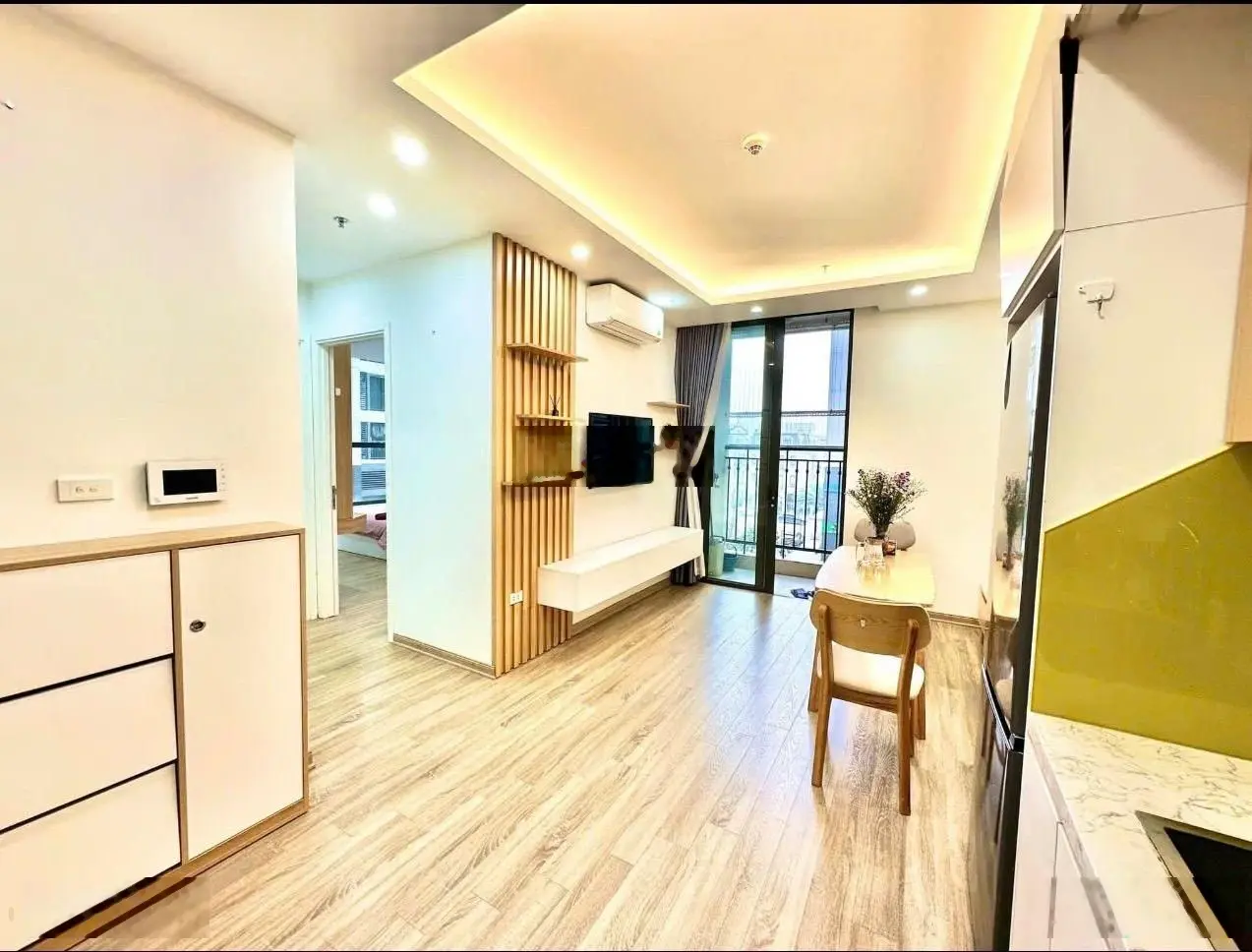 Em chính chủ cần bán căn hộ 3PN. Tại CC Florence - Mỹ Đình.