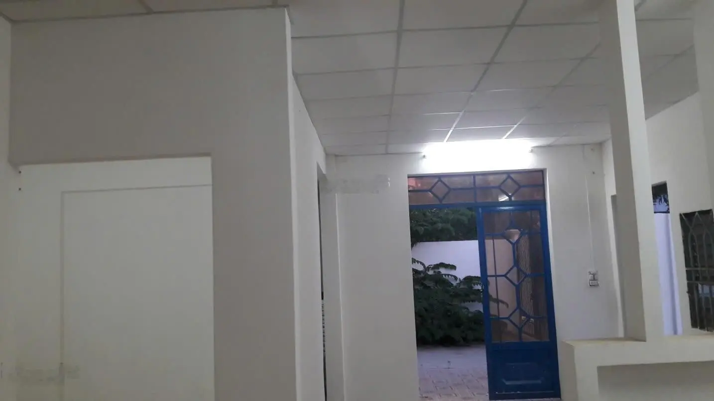 Bán Rẻ Nhà Cạnh VinHomes Tp.Thủ Đức, 102m2, Sổ Hồng, Giá 2,9 Tỷ