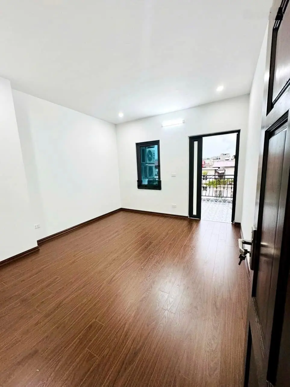 Siêu hiếm, nhà phố LỆNH CƯ-ĐỐNG ĐA-HÀ NỘI, DT: 35m2 x 5 Tầng-MT: 3,9m / Giá : 6,5 Tỷ
