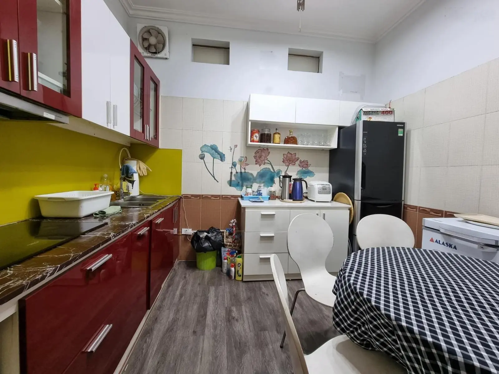 Bán nhà mỹ đình, dân xây, sát phố, 30m ra ô tô, đủ đồ, ở ngay, lô góc, sổ đẹp, 40m2, nhỉnh 6 tỷ