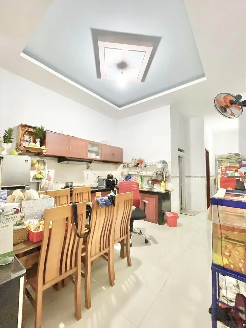 Cần bán nhà lầu trệt ngay ngã 3 cây điệp đường đỗ tấn phong vào 50M phường tân đông hiệp