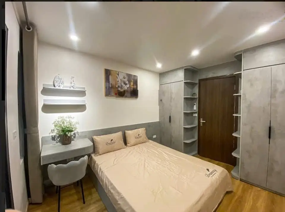 Mặt ngõ Minh Khai - DT 30m2 - 5tầng - MT 4m - 6tỷ - ô tô tránh - lô góc kinh doanh
