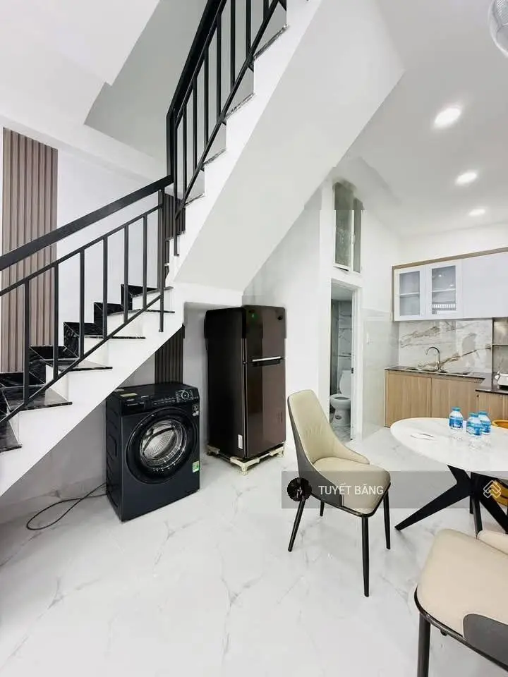 Chính chủ bán gấp nhà đường Tây Hòa,Phước Long A,quận 9..Giá chỉ nhỉn 3 tỷ.Cách cảng Phước Long 2km