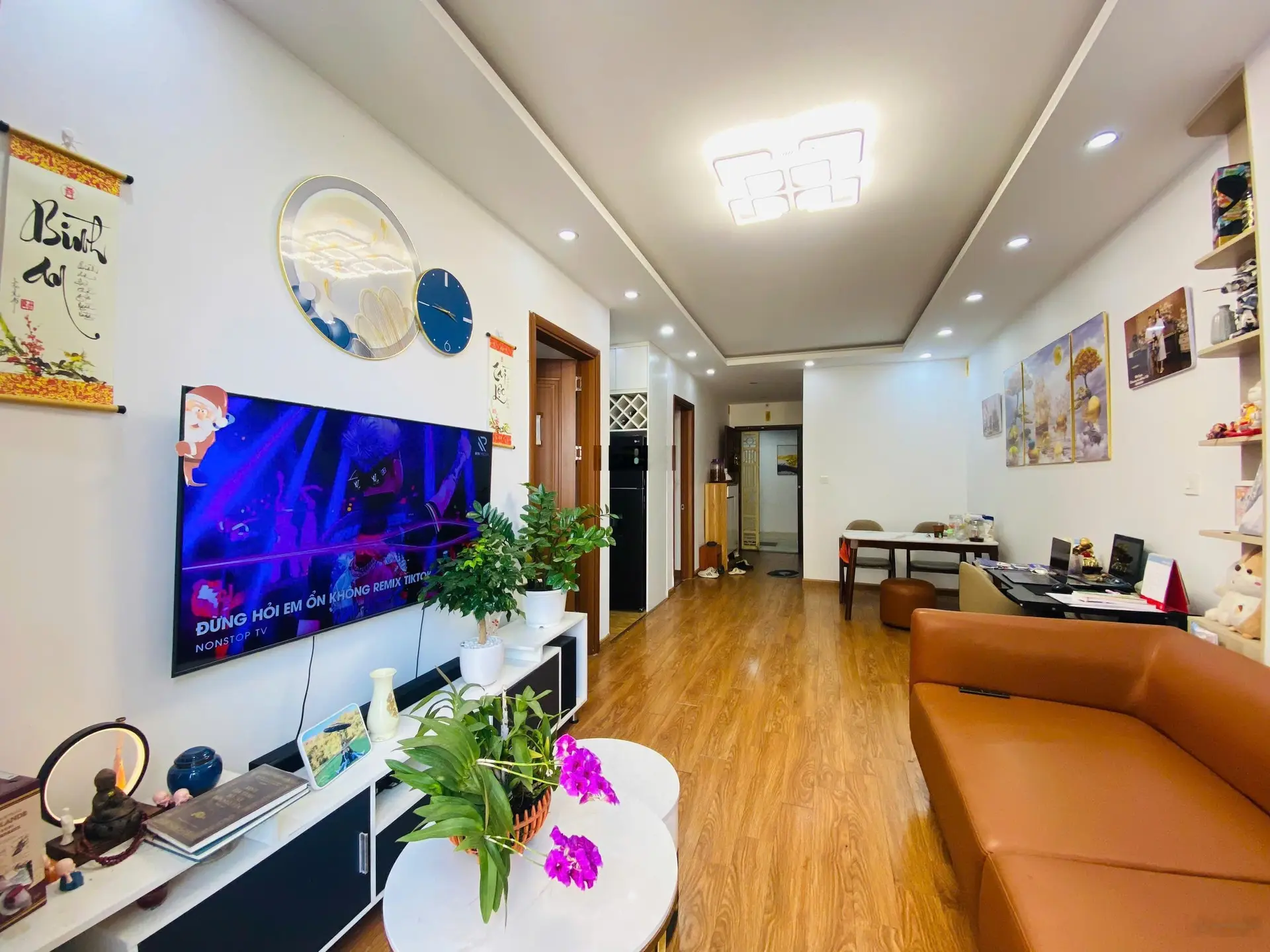 Căn hộ 2 phòng ngủ full đồ tại gemek 2 giá chỉ 3.385 tỷ!
