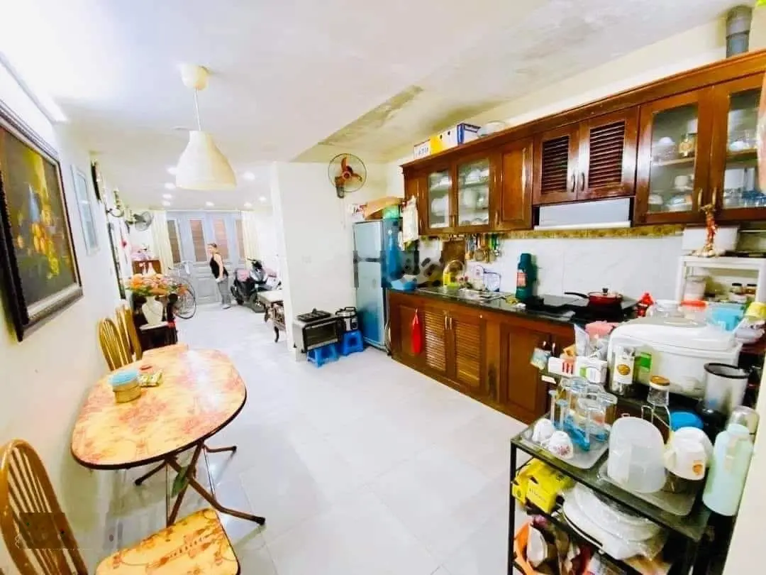 Bán nhà Nguyễn Lương Bằng.Nhà đẹp.Thiết kế đẹp.Ba gác qua nhà.DT 45m2-3 tầng-MT 3.3m.Giá 7,8 tỷ