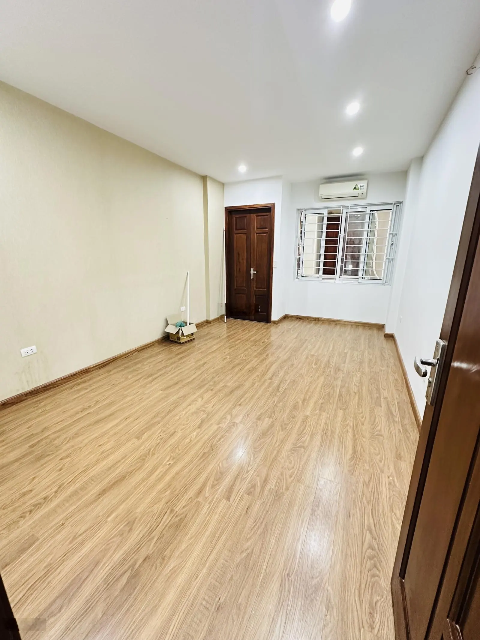 Chính chủ bán nhà ngõ 1194 đường Láng