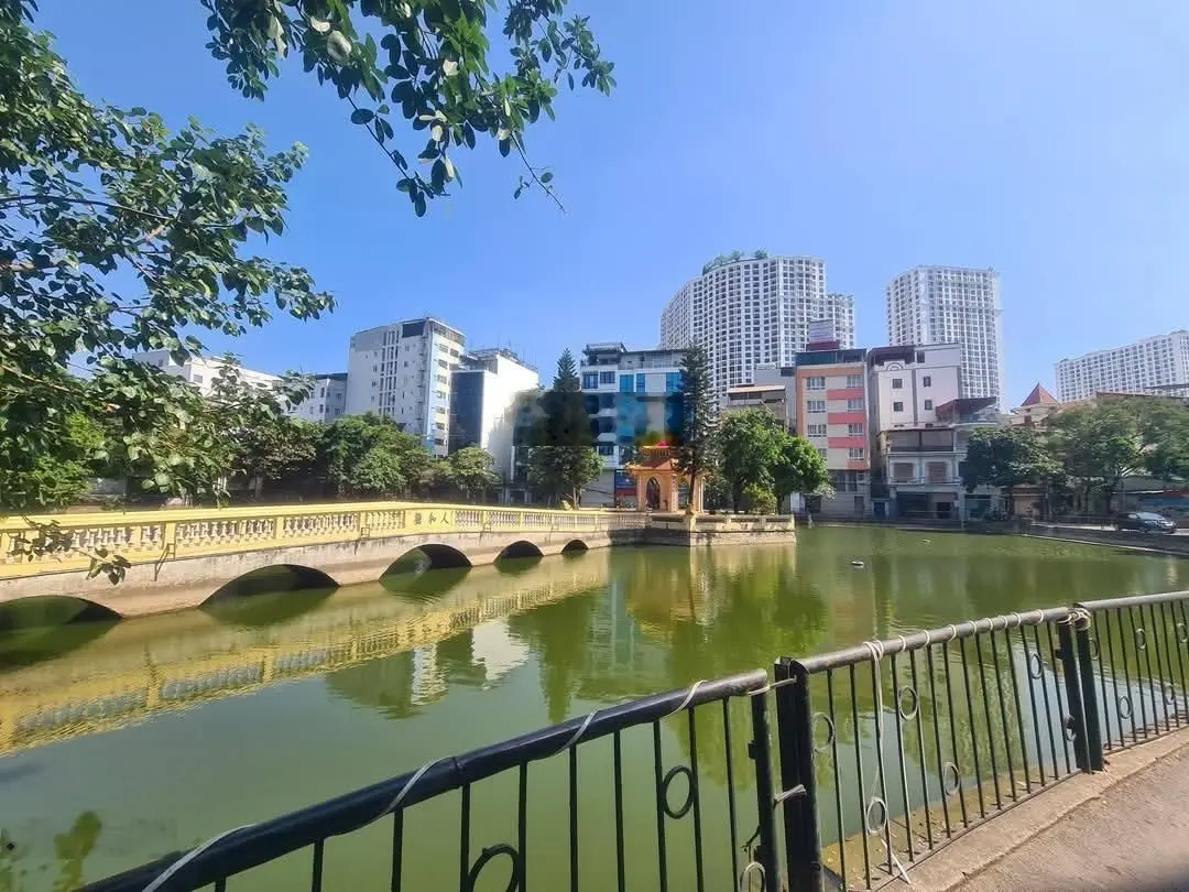 Bán nhà Quan Nhân, Thanh Xuân: 35/47m, 4 tầng, mặt tiền 9 m giá 12 tỷ. Ngõ ô tô tránh kinh doanh.