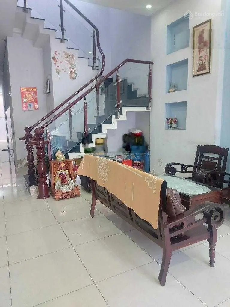Quá rẻ! Mặt tiền kinh doanh sầm uất Nguyễn Hữu Tiến, kinh doanh đa ngành, xe đi cả ngày