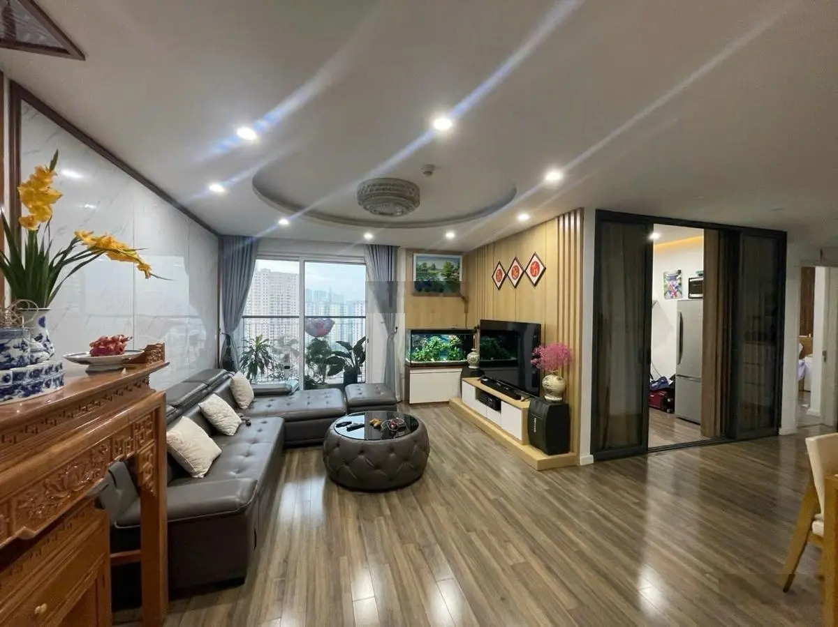 Bán căn hộ Season Avenue Mỗ Lao 111m2, 3PN, 2WC, có lot để ô tô. Giá nhỉnh 8 tỷ
