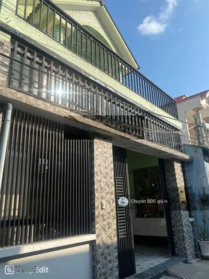 Bán gấp nhà 2 tầng- 120m2 ngộp bank - lã xuân oai quận 9 giá chỉ 4,5 tỷ - lh 0764751240