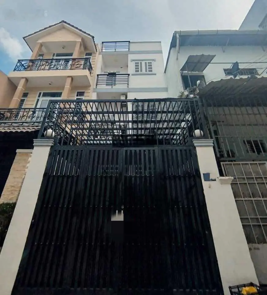 Chủ nhà cần bán nhà ngay trung tâm Q10 Đ. Sư Vạn Hạnh - 60m2 giá còn thương lượng
