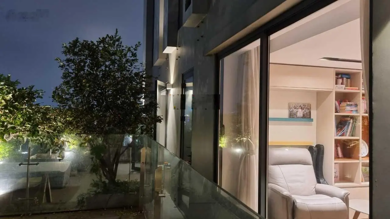 (Chính chủ) bán căn hộ sân vườn tại Thanh Xuân Complex, diện tích 258m2, 4PN - 4WC, full nội thất