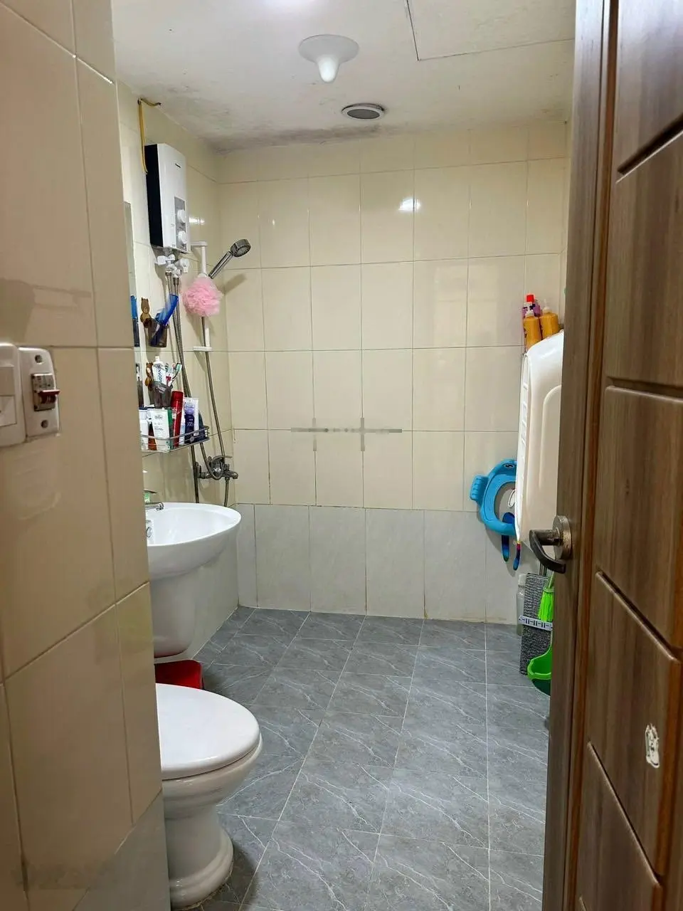 Bán gấp CC Green Town Bình Tân dt 49m2, giá 1tỷ570, sổ lâu dài, ngay Cách Gò Mây 1,5km
