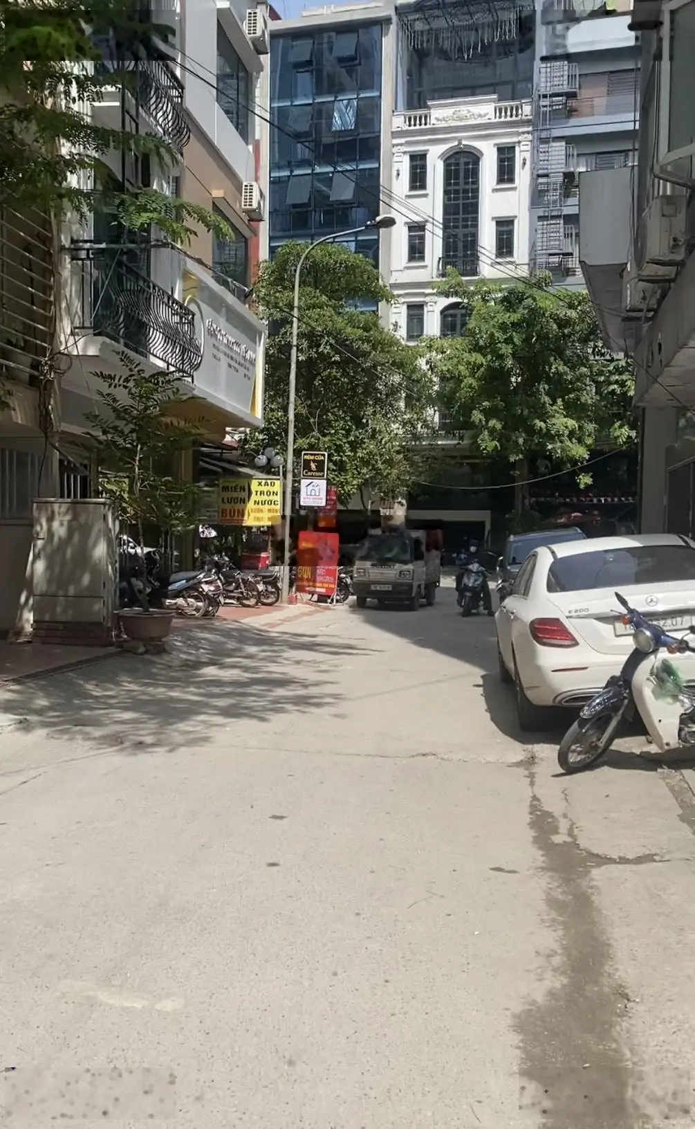 Bán nhanh - Nhà Dương Khuê 61m2, 5 tầng, MT 4.7m - Ô tô tránh vỉa hè rộng, Kinh doanh - giá 26,5 tỷ