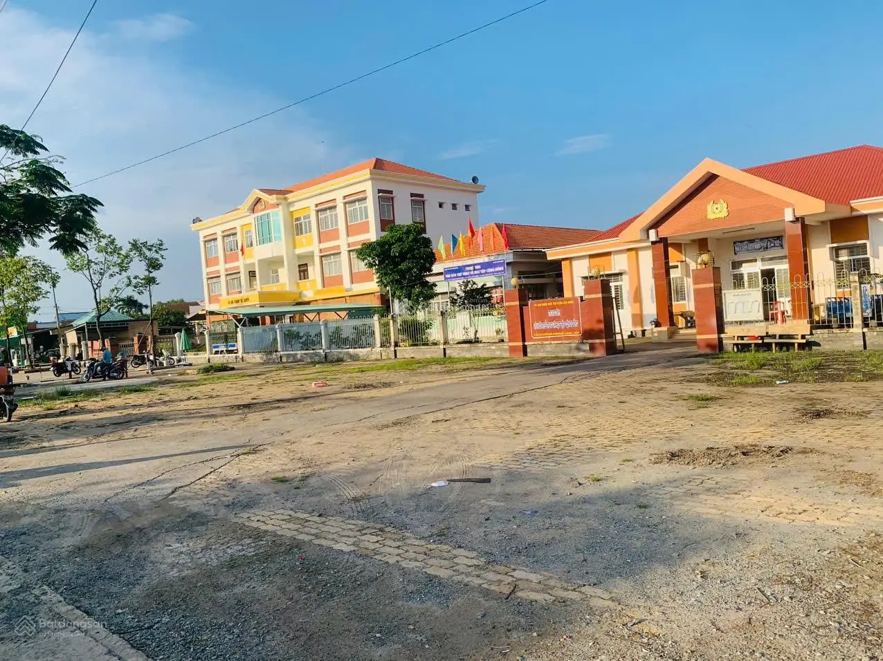 Giảm tiếp 100tr bán ngay 123m2 thổ cư, đường xe hơi , ngang 6m , nở hậu, Tân Kim, cách SG 11km