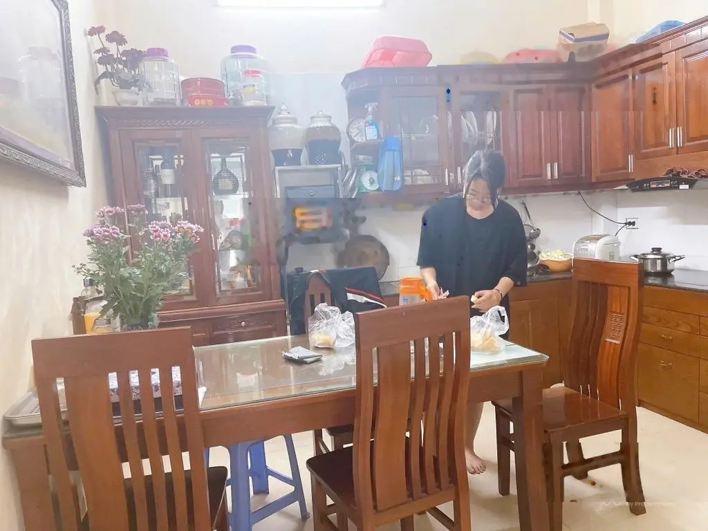 Bán nhà Đại Từ, ngõ thông kinh doanh, ô tô qua nhà - ôtô tránh thoải mái, gần trường chợ, về ở ngay