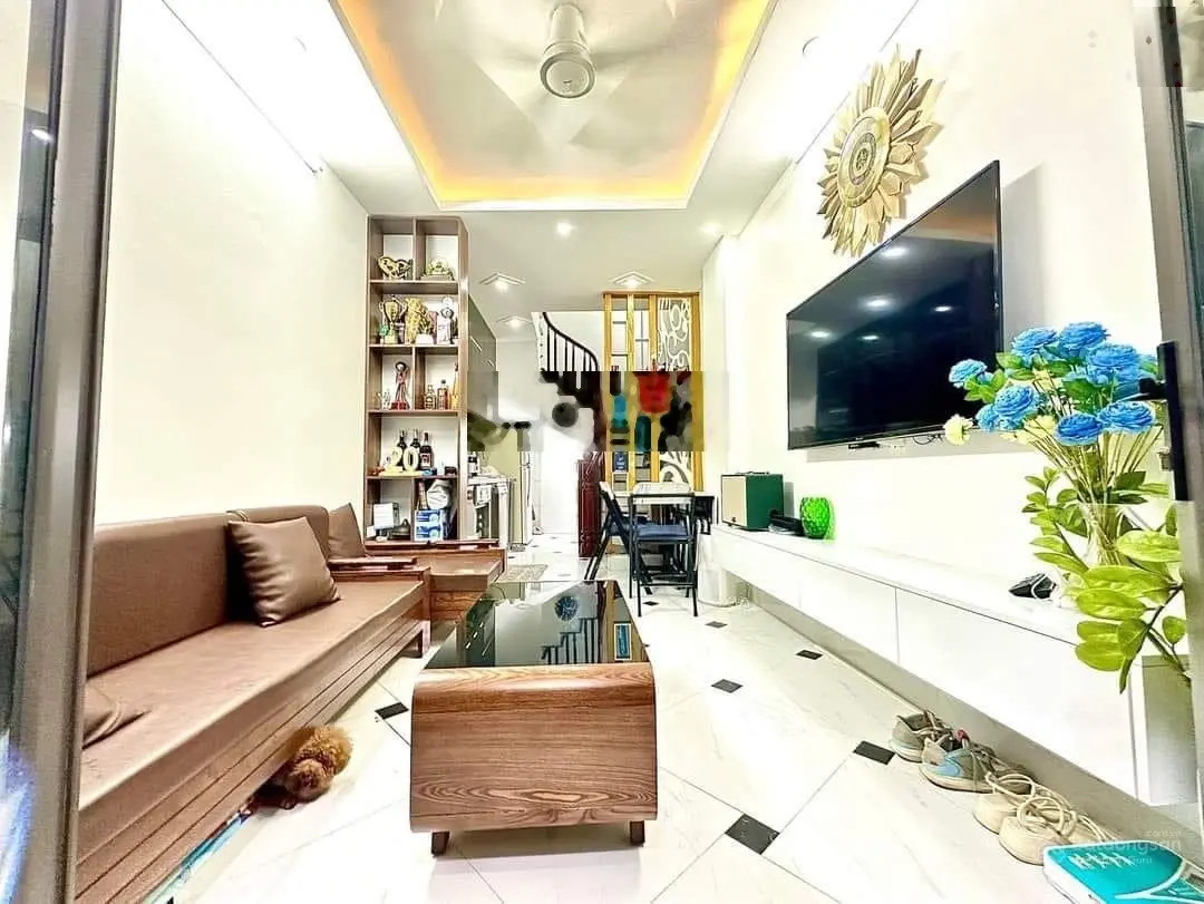 Nhà mặt phố Hàng Giấy diện tích 98 m2 nhà 5 tầng mặt tiền 3,5m giá 49 tỷ