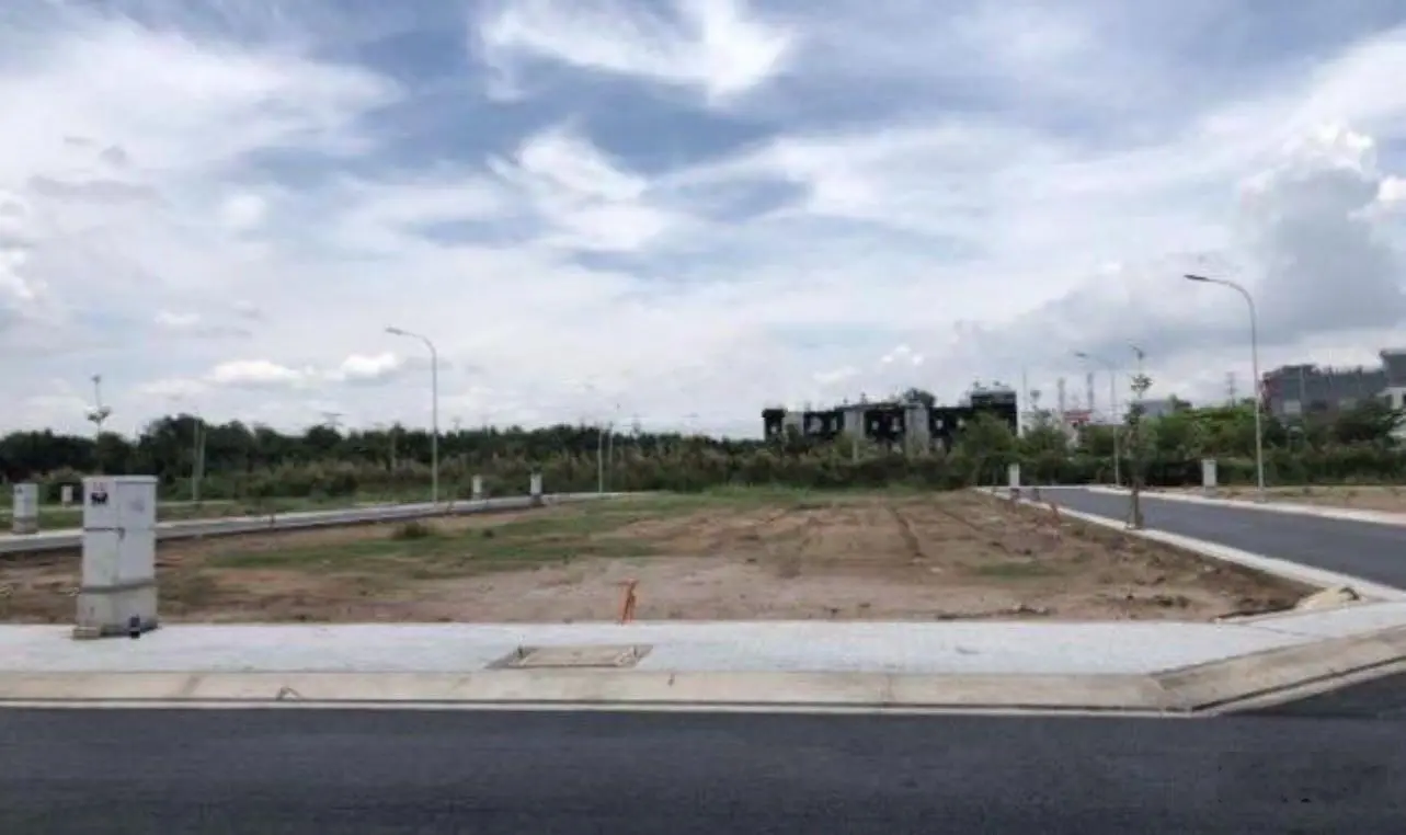 Bán đất SHR TC 100% MT Đoàn Thị Kia Tân Đông Hiệp, Dĩ An, 100m2 gần chùa Tân Hòa