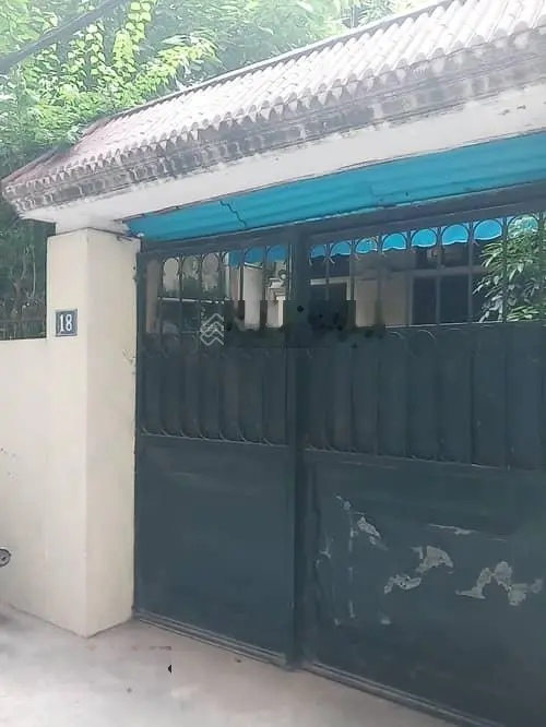 Bán đất tặng nhà 2 tầng ô tô vào nhà Hoàng Văn Thái - Thanh Xuân 110m2, MT 6m, giá 24 tỷ