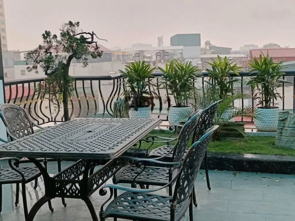 Mảnh đất phân lô đt Ngọc Thụy - Long Biên. DT: 80m2 - MT 5,6m. Giá 2x tỷ. LH: 0765505555