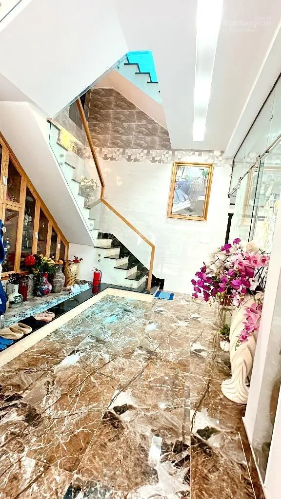 58Tr/m2 -Giảm 6 tỷ - Biệt Thự sân vườn 3 lầu, đường 27, Hiệp Bình Chánh, Th